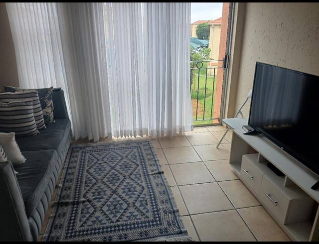 2 bed property for sale in AEROTON